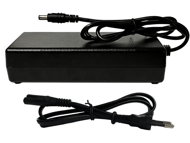 drvetion-chargers-chargeur-batterie-48v-2a-dc2-1 image 1
